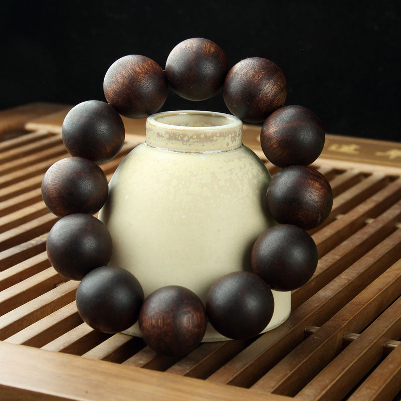 Bois Sacré – Bracelet en Perles d’Agarwood Qinan Noir (Agarwood Beads)
