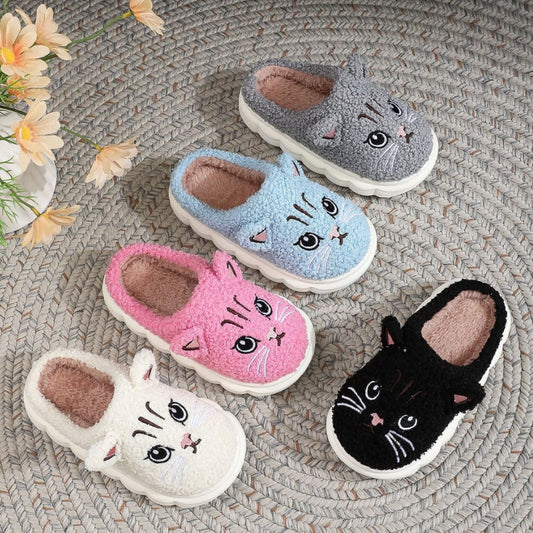Slippers Cartoon Kitty en Peluche – Chaleur et Style pour Petits et Grands