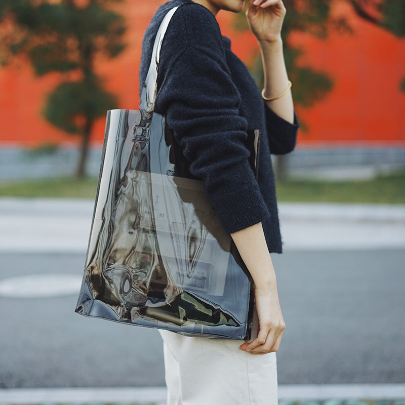 Tote Bag Lazura™ – Sac PVC Transparent à Reflets Brillants