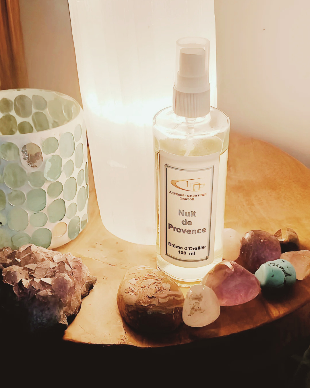 Brume d'Oreiller "Nuit de Provence" : Votre Rituel de Sommeil Relaxant (Création Artisanale de Grasse)