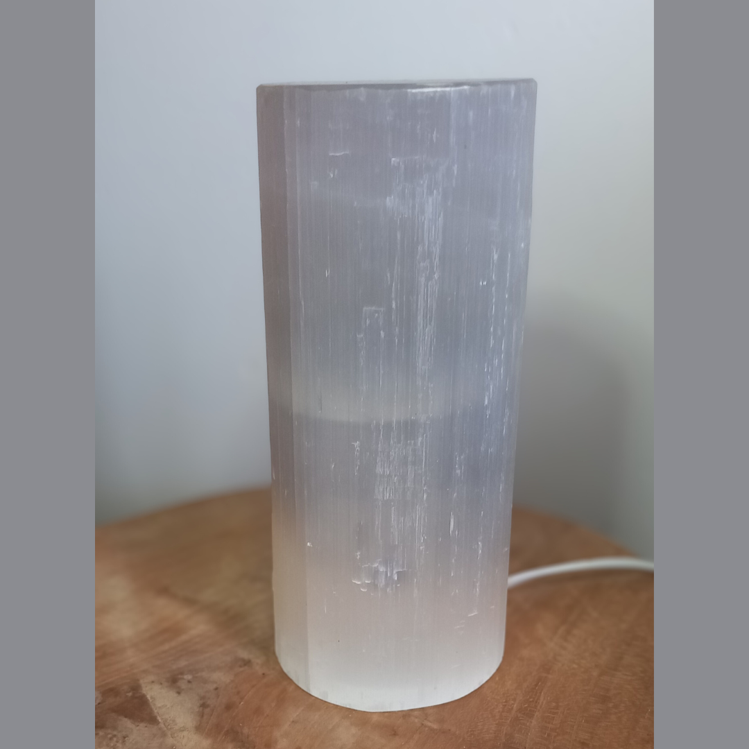 Lampe Sélénite Cylindre 20cm – Pierre Naturelle Purifiante pour Déco Ze