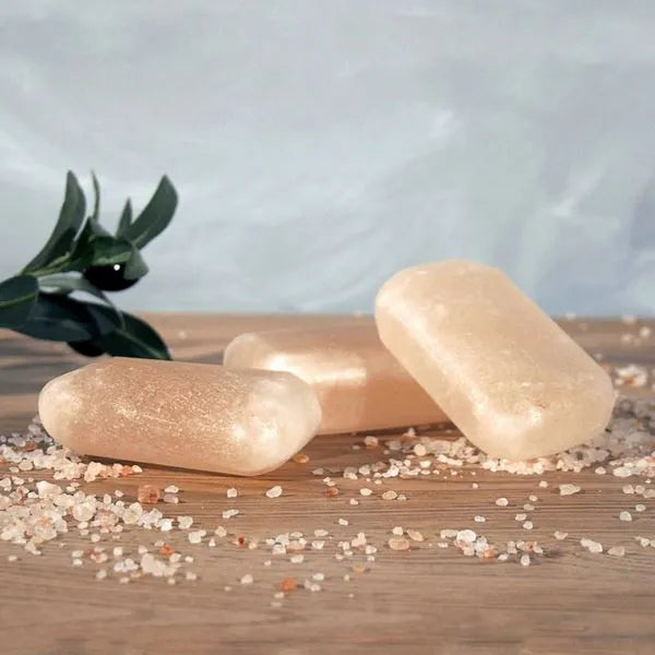 Savon 100% Naturel au Sel de l'Himalaya Purifiant et Énergétique (200g).