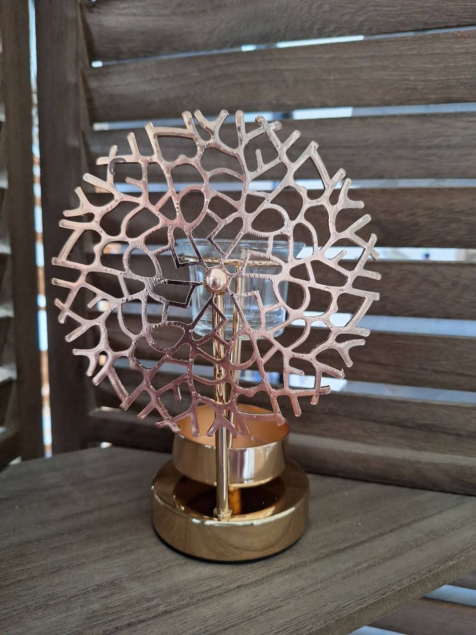 Brûleur de Parfum "Corail" – Design Organique & Sérénité