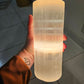 Lampe Sélénite Cylindre (20cm) : Lumière Sacrée & Pierre Naturelle Purifiante